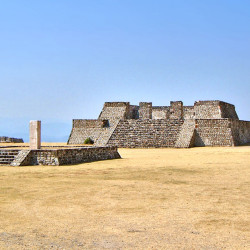 Building D Plaza de la Estela de los Glyfos at Xochicalco