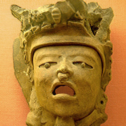 A clay mask from the Remojadas Culture