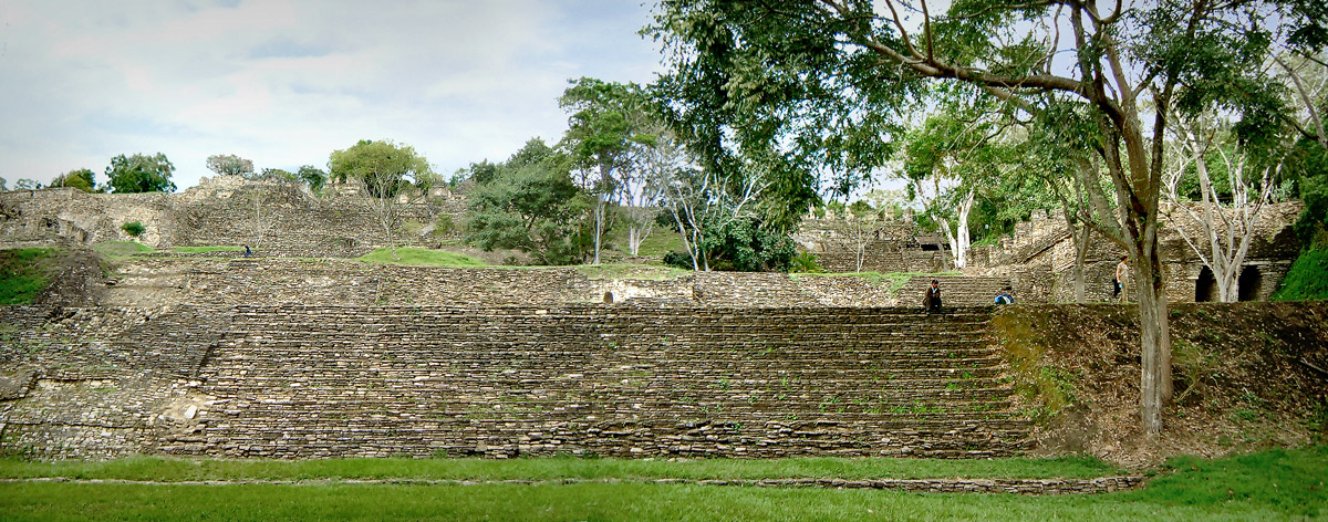 View of Platform 2 at Tonina
