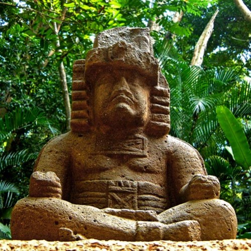 Front image of Monument 77 from Parque La Venta