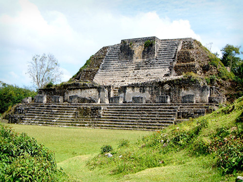 Structure B4 at Altun Ha