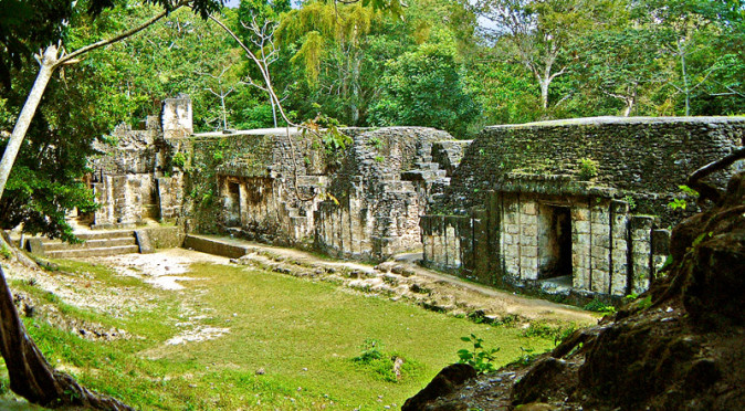 Grupo G at Tikal