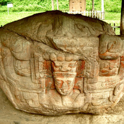 Zoomorfo B at Quirigua
